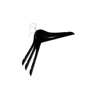 cabide-vizapi-adulto-wood-c-3-44x22-camisa-preto-1510-1510-1