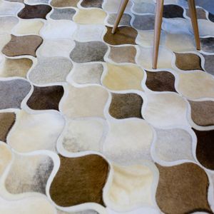 http---imagens.zaffarihome.com.br-tapete_de_couro_de_boi_com_pelo_costurado_pele_natural_vizapi_dublin_200mx250m_mesclado_marrom_2431-1-