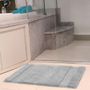 tapete_de_banheiro_microfibra_base_latex_antiderrapante_vizapi_orlando_50x70cm_prata_2973--1-.jpg